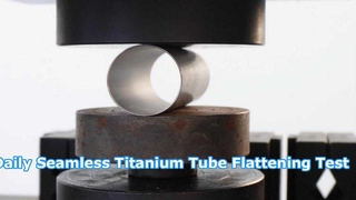 Test quotidien d’aplatissement du tube en titane sans soudure